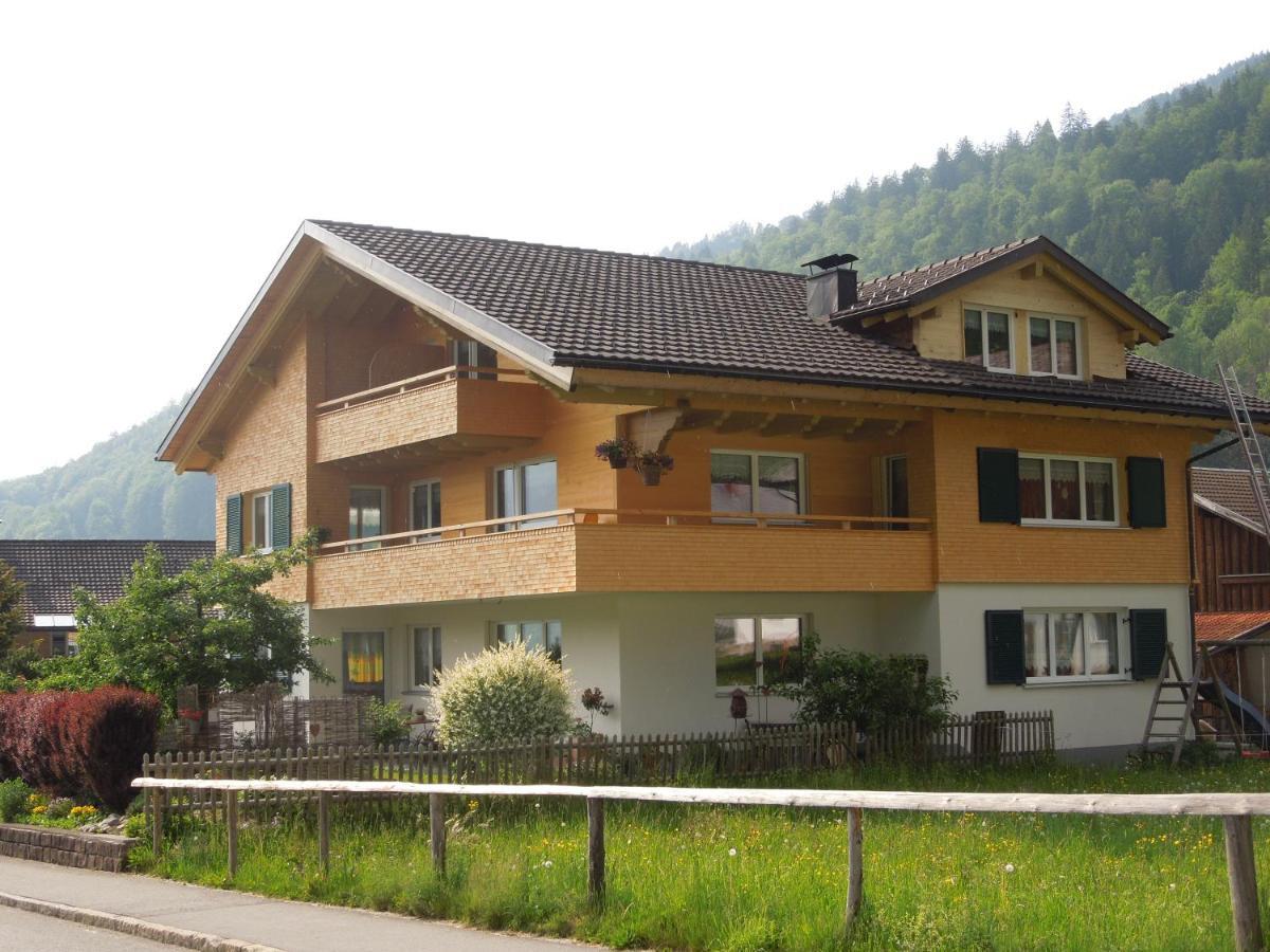 Gaestehaus Graf Bezau Habitación foto